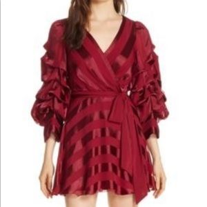 Alice & Olivia stunning silk wrap dress